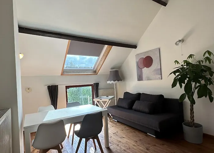 Casaverde Family House With Duplex בית נופש